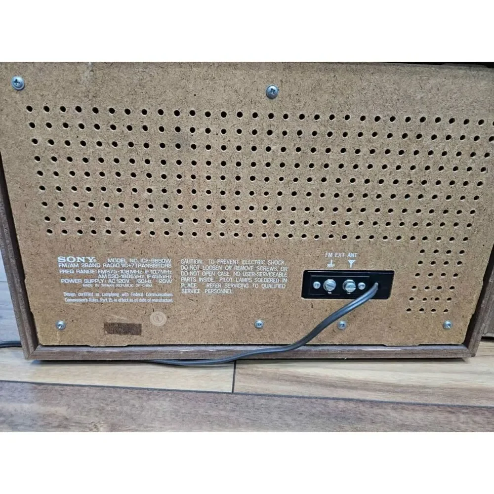 VTG 60s Sony ICF-9650W Fidelity AM/FM Tabletop Stereo Radio Wooden Case *read